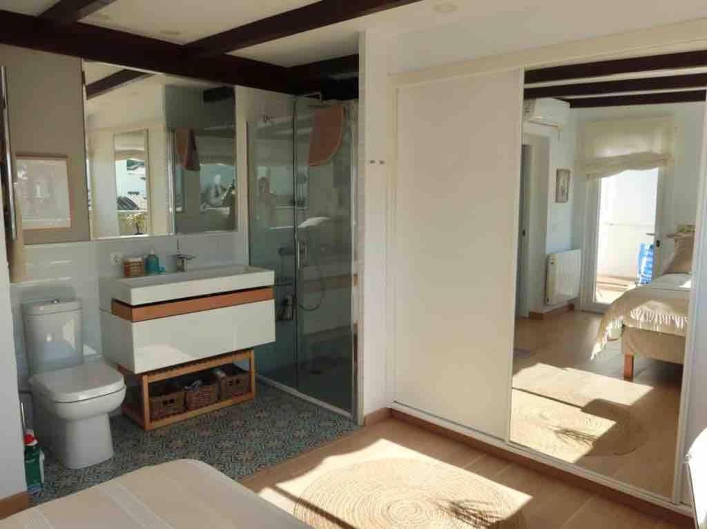 2 Bedroom Pool Views - Naranjos Apartment *